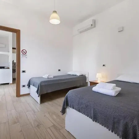 Civico 22 * פסקיארה דל גארדה