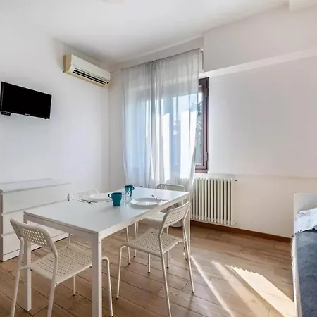 Apartment Civico 22 *